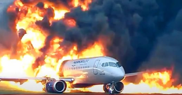 Máy bay Sukhoi Superjet 100 của Nga: Từ niềm tự hào đến nỗi thất vọng