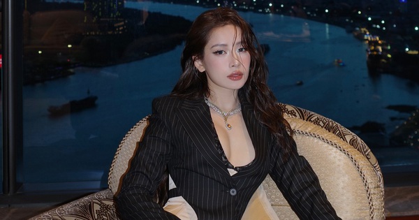 Chi Pu dạo này làm sao vậy?