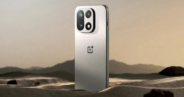 Mẫu điện thoại Trung Quốc này thực sự "nghiền nát" Samsung: Giá cực rẻ mà chip 8 Elite Gen 5, pin 7.300mAh