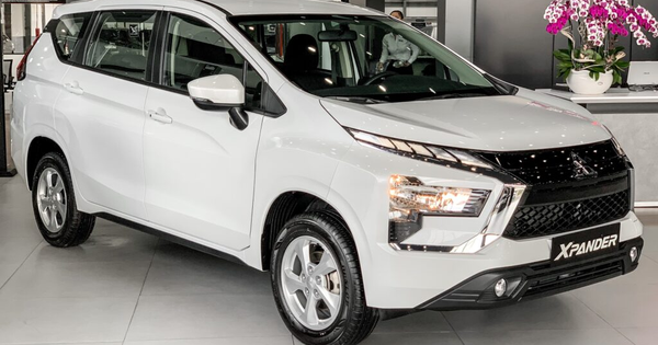 Chưa tới 500 triệu đã mua được "vua xe 7 chỗ"