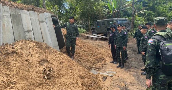 Quân đội Thái Lan xây dựng chiến hào phòng thủ, hầm trú ẩn dọc biên giới Campuchia