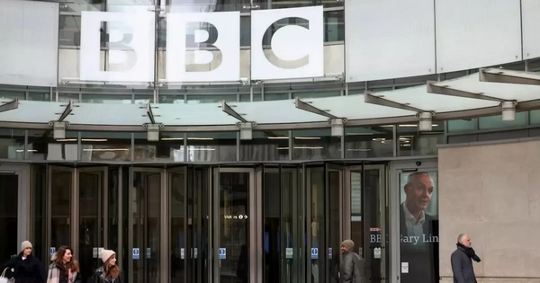 Lãnh đạo BBC từ chức vì cắt ghép phát biểu của Tổng thống Mỹ Trump