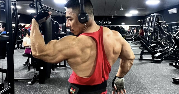 Lực sĩ Phạm Văn Mách tái xuất ở giải thể hình thế giới