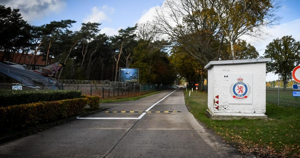 Điểm nóng xung đột ngày 11-11: Đau đầu vì máy bay không người lái bí ẩn