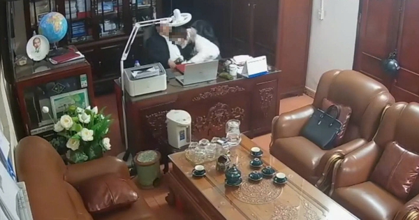 Người đàn ông "thân mật" với nhiều phụ nữ: Chủ ...