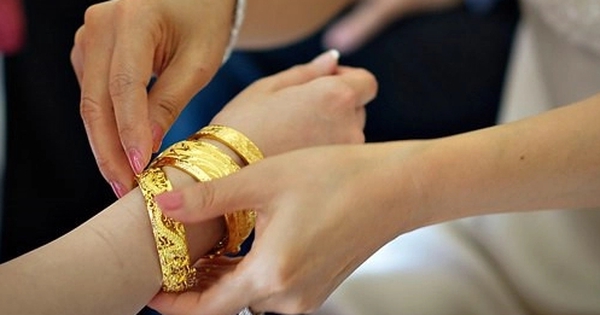 Mẹ chồng đòi bán vàng hồi môn của tôi, ai ngờ chỉ 1 tháng sau bà xuống nước xin lỗi