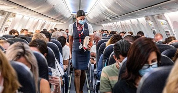 Tiếng 'đing' và ký hiệu lạ ở máy bay, ngôn ngữ bí mật giữa tiếp viên và phi công