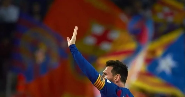 Lionel Messi trở lại Barca, từ giấc mơ lãng mạn đến thực tế