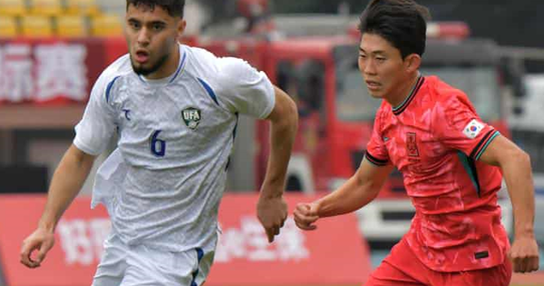 Tuyển Hàn Quốc thắng tưng bừng, mở rộng cửa tranh cúp vô địch với Việt Nam và Trung Quốc