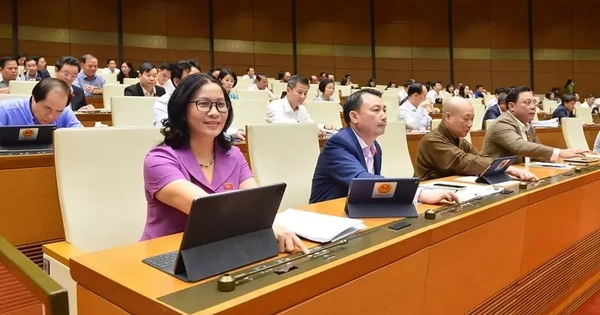 Quốc hội 'chốt' mục tiêu tăng trưởng GDP 2026 từ 10% trở lên, thu nhập bình quân đầu người 5.400 - 5.500 USD