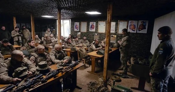 Xung đột Nga-Ukraine chỉ là một phần của cuộc chiến 3 giai đoạn?