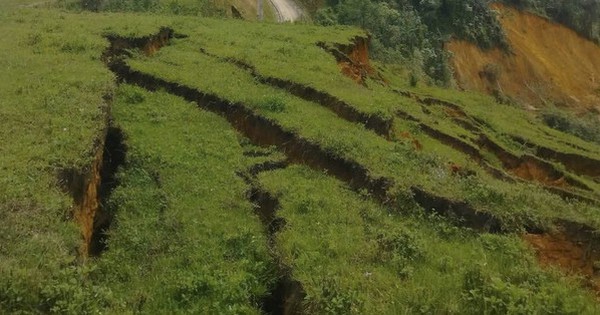 Núi phát ra tiếng nổ vang trời, lực lượng tìm k...