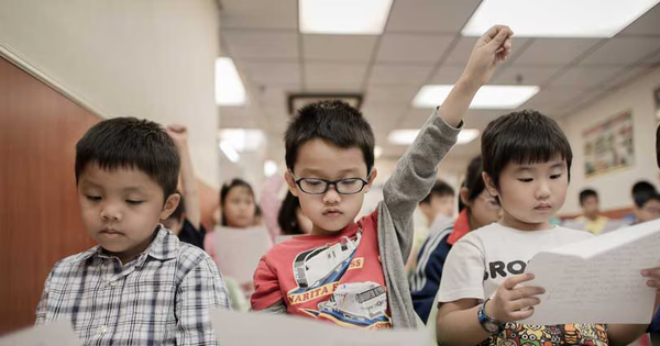 Bà mẹ TP.HCM "tố" con lớp 2 bất thường, nhiều phụ huynh nói thẳng: Chị mới là người có vấn đề