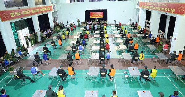 Hình ảnh bắt 66 đối tượng trong tổ chức lừa đảo...