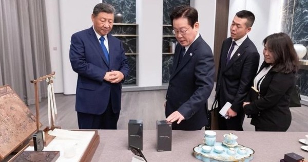 Món quà Chủ tịch Trung Quốc Tập Cận Bình vừa tặng Tổng thống Hàn Quốc có gì đặc biệt?