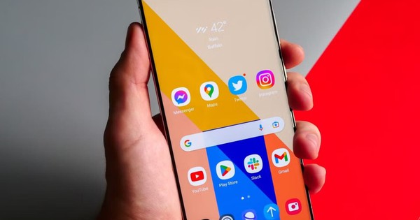 Biết bao điện thoại "vừa xịn, vừa đẹp" ra mắt cũng mặc kệ, tôi vẫn chỉ dùng mẫu điện thoại này của Samsung