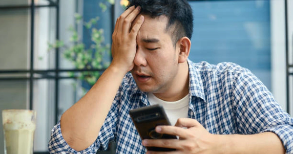 Nhận lương sau 2 tháng thử việc: Nhân viên mới bật khóc nức nở tại chỗ, lý do được tiết lộ gây sốc!