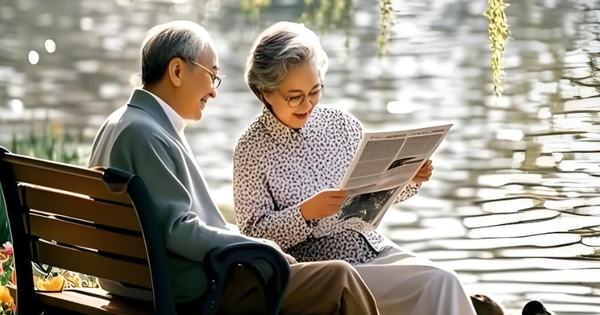 Tổng lương hưu 40 triệu mỗi tháng nhưng tôi giấu nhẹm các con, lần nào cũng phải giả nghèo giả khổ vì một nỗi sợ hãi