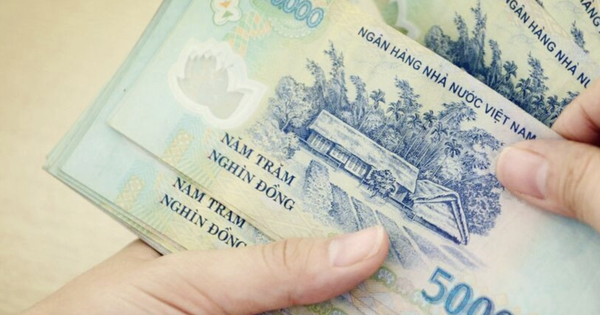 Nhận lương hai nơi, cẩn thận “vướng” thuế thu nhập cá nhân nếu không biết điều này