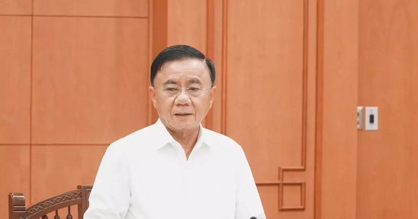 Kết luận mới của Bộ Chính trị về đột phá trong tuyển dụng và đãi ngộ cán bộ