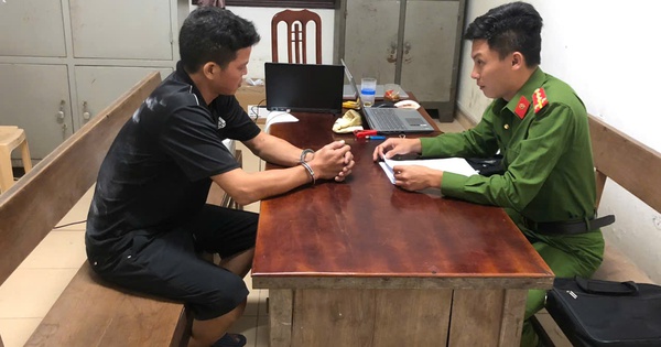 Bắt Bùi Ngọc Hiểu sinh năm 1990