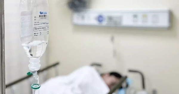 Nạn nhân vụ ngộ độc bánh mì tiếp tục tăng cao, mở rộng điều tra