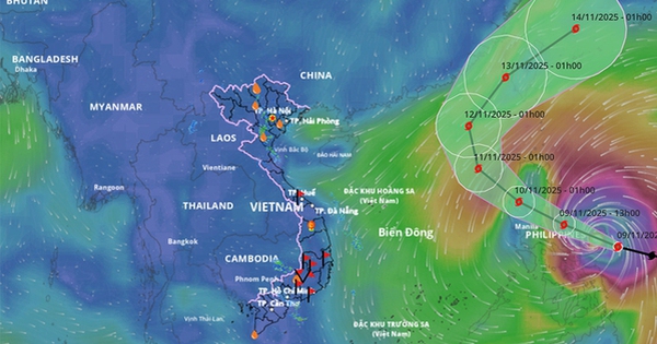 Bão Fung-Wong tiệm cận cấp siêu bão, di chuyển nhanh, sáng mai vào Biển Đông