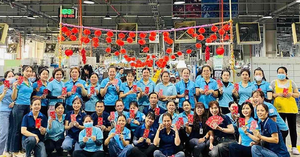 Một công ty chi đến 700 tỉ đồng thưởng Tết Nguy...