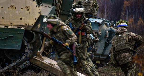 Quân đội Ukraine rút khỏi Siversk