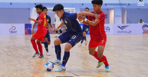 Tuyển Thái Lan thắng tưng bừng, đẩy tuyển Việt Nam vào nguy cơ trắng tay