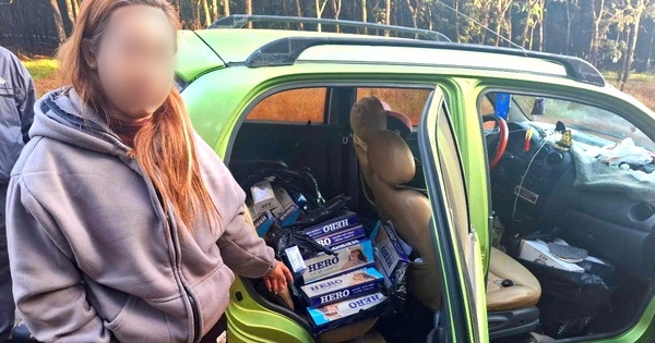 Bắt quả tang Nguyễn Thị Hồng Hoa