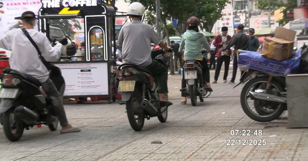 107 xe máy đi trên vỉa hè có biển số sau nhanh chóng nộp phạt nguội theo Nghị định 168