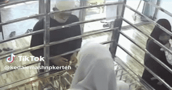 Đến tiệm vàng đòi xem dây chuyền rồi bỏ chạy, tên cướp gặp cảnh bẽ bàng vì sự nhanh trí của nhân viên