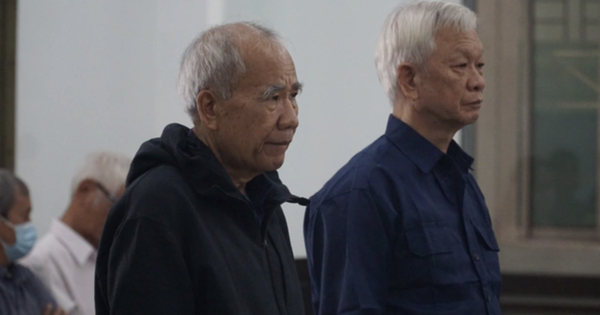 2 cựu Chủ tịch tỉnh Khánh Hoà và 2 cựu Thiếu tướng quân đội chuẩn bị hầu toà