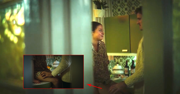 Xem "Sex Education", tôi xót xa cô bé 12 tuổi bị hủy hoại tâm hồn bởi gã bạn trai của mẹ