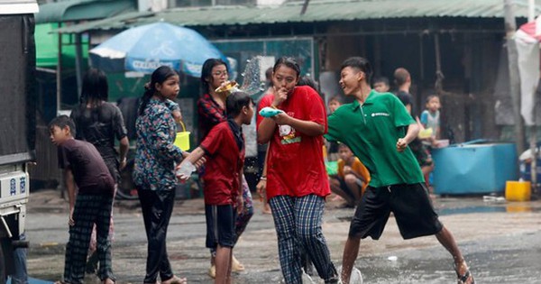 Tết Thingyan, lễ hội lớn nhất của Myanmar, diễn ra vào thời điểm đặc biệt trong năm