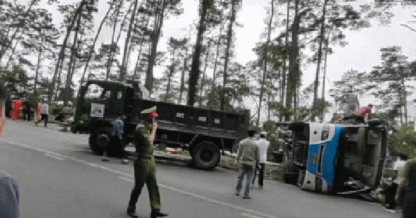 Hiện trường vụ lật xe khách ở Tam Đảo: 3 người tử vong, nhiều người hoảng loạn