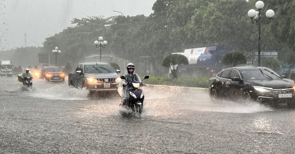 Ngày mai, nhiều nơi có mưa rào, mưa to