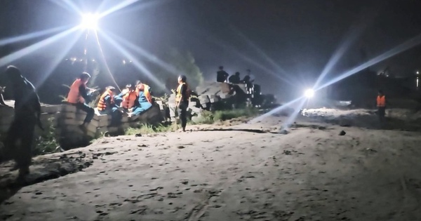 Tìm kiếm người đàn ông mất tích tại công trình trong cơn mưa lớn ở Bình Dương