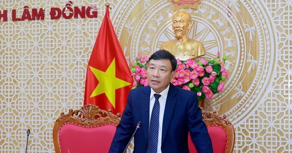 Điều động, bổ nhiệm, phân công cán bộ chủ chốt ở 3 tỉnh