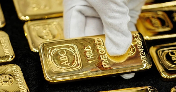 Giá vàng "đứt phanh", chiều nay nhà đầu tư tiếp tục mất trắng 2 triệu đồng/lượng