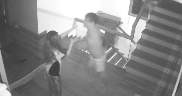 Người vợ nghi bị chồng dùng dao dọa chém, phải nhảy xuống từ tầng 2