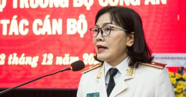 Bộ trưởng Công an ký quyết định nghỉ hưu với Thiếu tướng Nguyễn Thị Xuân