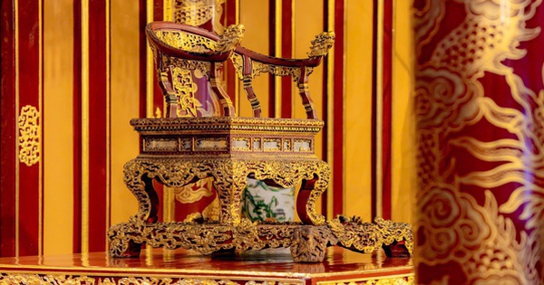 Tiết lộ tình trạng “Ngai vua triều Nguyễn” cách đây 26 năm