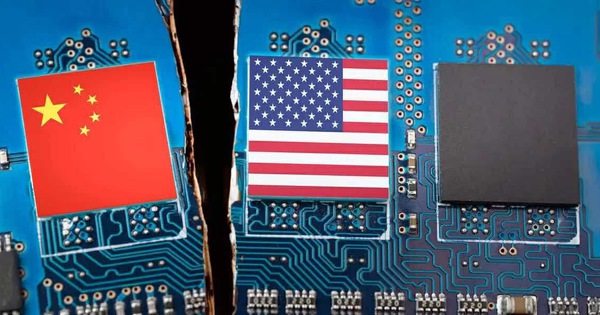 Tổng thống Trump giáng đòn vào lĩnh vực "điểm nghẽn" của Trung Quốc: Thỏa thuận 90 ngày rất mong manh!