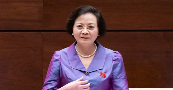 Bộ Nội vụ đề xuất cán bộ không hoàn thành nhiệm vụ 1 năm sẽ bị tinh giản