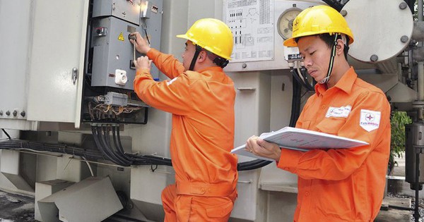 Giá điện sinh hoạt có cách tính mới, cao nhất gần 4.000 đồng/kWh