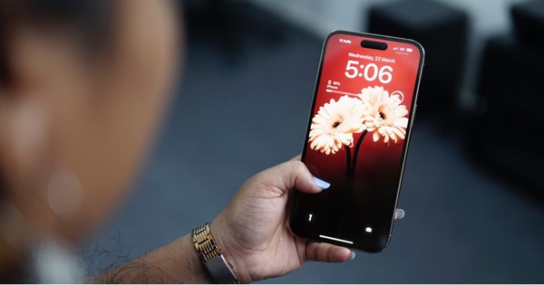 Cây bút công nghệ: "Mua điện thoại có tính năng xịn này xong, tôi thề không bao giờ muốn dùng lại máy cũ"