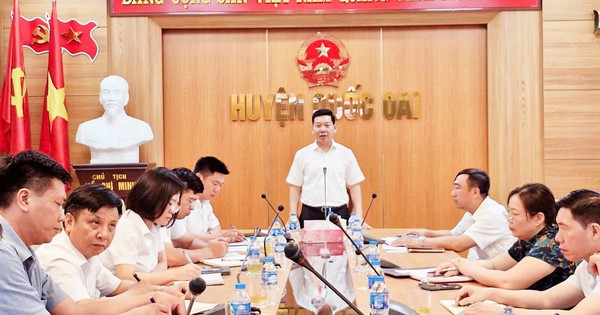 Tạm dừng công tác nhiều chủ tịch UBND xã