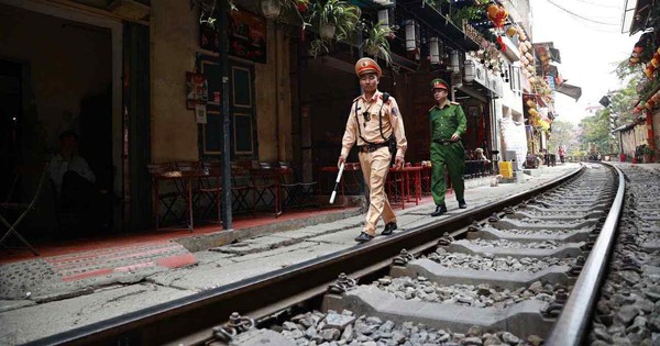 CSGT Hà Nội đồng loạt triển khai lực lượng, kiểm tra tại các khu vực này